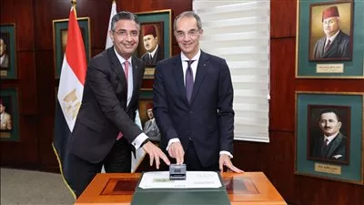 وزير الاتصالات يشهد إطلاق خدمتي «بريدى» و«وصلها اكسبريس»