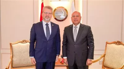 وزير النقل يبحث سبل التعاون بين مصر و ليتوانيا بمجالات النقل المختلفة