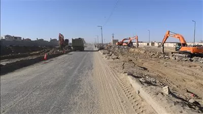 وزير الإسكان يتابع تنفيذ أعمال المرافق بمنطقة الحزام الأخضر بمدينة 6 أكتوبر