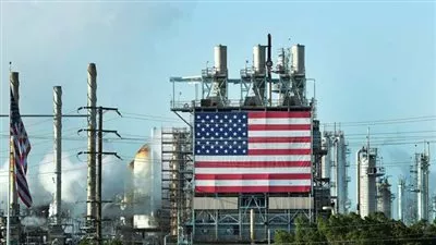 «معلومات الطاقة» تتوقع وصول إنتاج النفط الأمريكي إلى مستويات قياسية