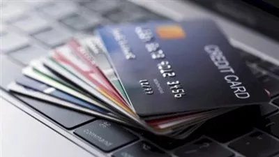 للمرة الثانية.. بنوك مصرية تخفض حدود استخدامات بطاقات الائتمان بالعملة الأجنبية