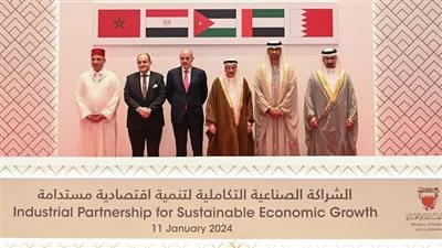 لجنة الشراكة الصناعية العربية توقع اتفاقيات بقيمة 2.2 مليار دولار