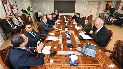 وزير الإسكان ومحافظ بورسعيد يبحثان مقترحات تنفيذ مشروعات سكنية لأهالي المحافظة