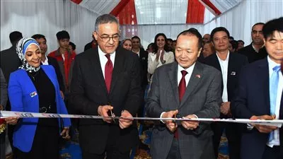 رئيس هيئة الاستثمار يفتتح أول مصنع باستثمارات فيتنامية في مصر