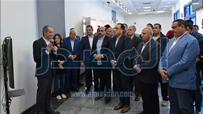 رئيس الوزراء يتفقد مركز إبداع مصر الرقمية «كريتيفا» بأسوان