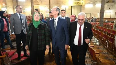 وزيرا الاتصالات والتضامن يبحثان التعاون لرقمنة مقتنيات الجمعية الجغرافية المصرية