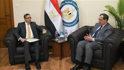 وزير البترول يبحث تعزيز التعاون المصري الهندي بمشروعات البتروكيماويات والهيدروجين الأخضر
