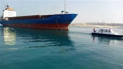 إغلاق ميناء العريش البحري أمام حركة السفن بسبب سوء الأحوال الجوية