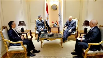 وزير النقل يبحث مد الخط الرابع للمترو لمسافة 4.5 كيلو متر