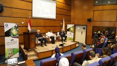 «التخطيط القومي» يعقد ندوة توعوية حول «التحول الأخضر في مصر: الفرص والتحديات» 