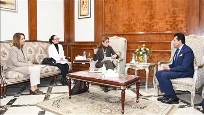 وزير الرياضة يبحث التعاون مع منظمة اليونسكو لتفعيل مشروعات التمكين الاقتصادي للشباب 