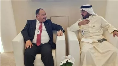 وزير المالية يدعو المستثمرين الكويتيين لزيادة أعمالهم في مصر