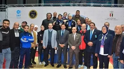 وزير الرياضة يهنئ الاتحاد المصري لرفع الأثقال بالتتويج بالبطولة الأفريقية 