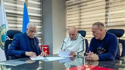 حسام وإبراهيم حسن يوقعان رسمياً على عقود تدريب منتخب مصر