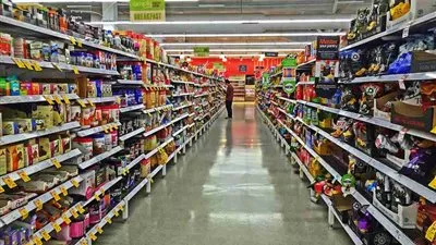 ارتفاع مبيعات التجزئة البريطانية بأكبر وتيرة منذ 2021