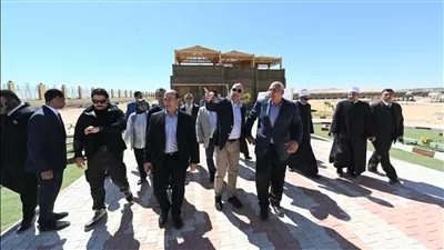 بدء التشغيل التجريبي لمُجَمَّع المصالح الحكومية المُمَيْكَن بمدينة الخارجة بالوادي الجديد