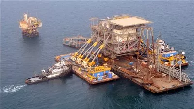 «طاقة» السعودية تخطط لدخول مجال خدمات البترول البحرية في مصر