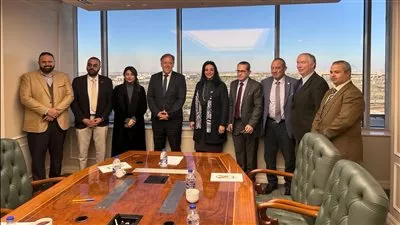 «السياحة» تبحث تسيير رحلات طيران من أبو ظبي إلى العلمين وشرم الشيخ