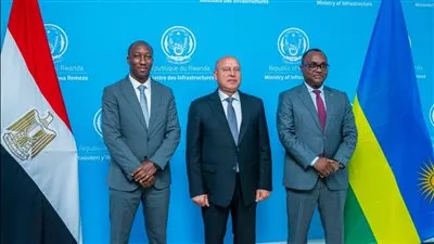 مصر ورواندا تبحثان تدعيم التعاون المشترك في مجالات النقل المختلفة