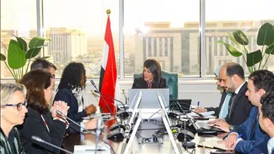 «المشاط» تناقش برامج التعاون المشترك مع البنك الدولي بمجال البيئة والتحول الأخضر