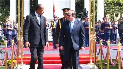 الرئيس السيسي يستقبل نظيره الإريتري في قصر الاتحادية