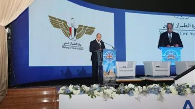 وزير الطيران: نستهدف وصول الطاقة الاستيعابية للمطارات المصرية إلى 72 مليون راكب
