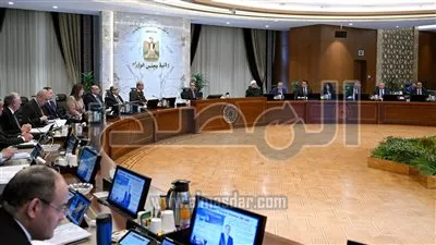 رئيس الوزراء: تسلَّمنا 5 مليارات دولار من الدفعة الأولى لصفقة «رأس الحكمة»