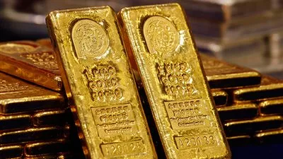 الذهب يعزز أكبر مكاسبه الشهرية في 4 أعوام 