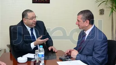 وزير الاستثمار يبحث إنشاء منطقة استثمارية على الطريق الساحلي الدولي