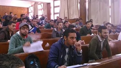 الصحة: ٣٤  حالة إصابه  ولا وفيات فى لجان إمتحان الثانوية العامة اليوم 