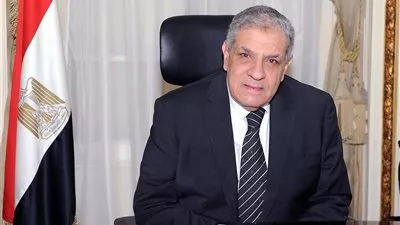 محلب يلتقى وزير المالية الكويتى  