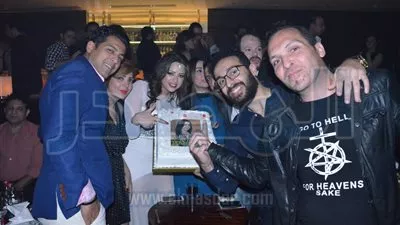 بالصور.. نجوم الفن ورجال الأعمال في عيد ميلاد الفنانة منى فاروق