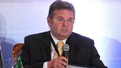 قطاع الأعمال: استكمال هيكلة وتسوية مديونيات الشركات وإجراءات الطرح بالبورصة 