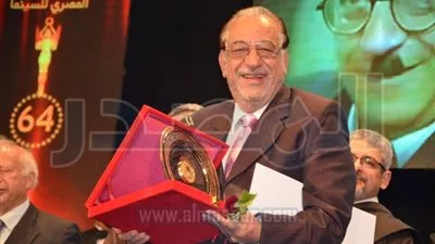 بالصور.. تكريم عدد من نجوم الفن في ختام مهرجان 