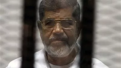 تأجيل محاكمة مرسي و 10 آخرين في قضية التخابر مع قطرالى 23 مارس المقبل