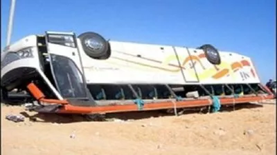 مصرع11 شخصاً واصابة11آخرين فى إنقلاب اتوبيس بدائري الغردقة