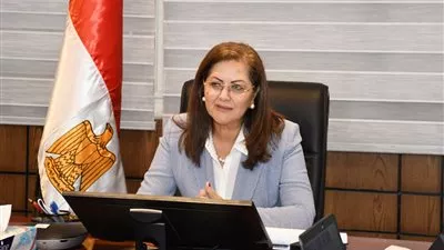 وزيرة التخطيط: الدولة تواجه كورونا بالسيناريو الرابع «التعايش مع الأزمة»