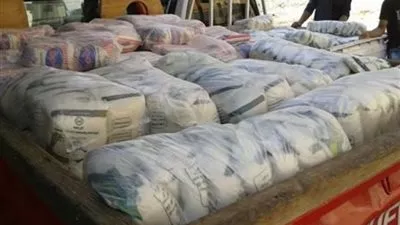 ضبط 22 طن سكر وأرز مجهولة المصدر داخل مخزن بالإسكندرية