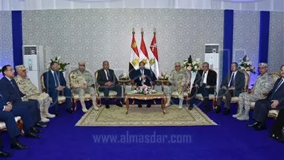 السيسي: الانتهاء من تطوير العشوائيات منتصف 2018