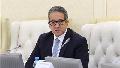 مائدة مستديرة بين وزير السياحة ونظيره البيلاروسى وكبار منظمى الرحلات