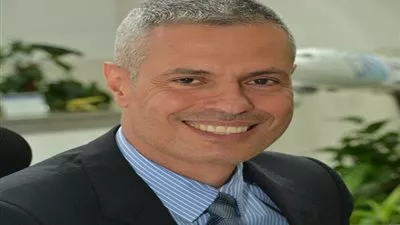 إيهاب غازي مساعداً لرئيس الشركة القابضة لمصر للطيران