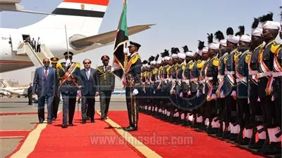 بالصور .. السيسى يعقد جلسات مغلقة وموسعة مع الجانبين السوداني والأثيوبى فى الخرطوم