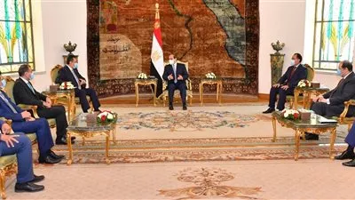 السيسى يبحث مع رئيس وزراء اليمن سبل التعاون المشترك بين البلدين