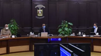 بدء تنظيم المعارض أكتوبر المقبل.. الحكومة تعدل إجراءات التعايش مع «كورونا»