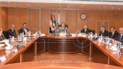 وزير البترول: برنامج عمل جديد لتنمية صعيد مصر