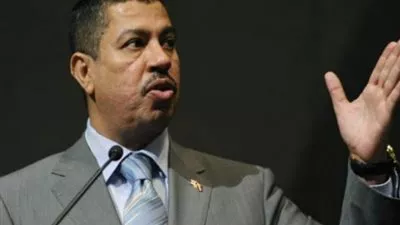 نائب الرئيس اليمني يصل القاهرة لبحث تطورات الأوضاع في بلاده