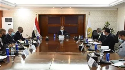 شعراوى يبحث مع البنك الدولي مستجدات برنامج التنمية المحلية بصعيد مصر