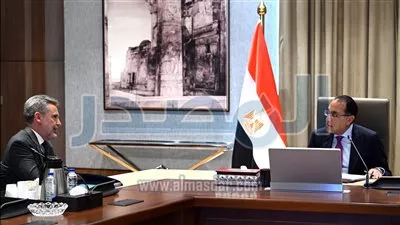 رئيس الوزراء: نحرص على تذليل التحديات أمام استثمارات الشركات الإيطالية في مصر 