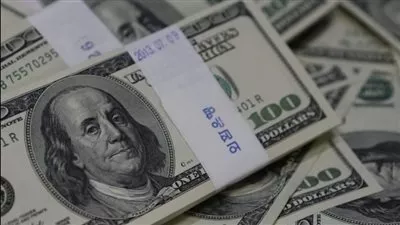 استقرار أسعار الدولار وتباين «اليورو» و«الإسترليني» في بداية التعاملات الأسبوعية