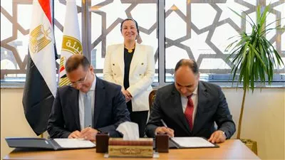وزيرة البيئة تشهد توقيع اتفاقية «الغردقة الخضراء» بتمويل 3 ملايين دولار